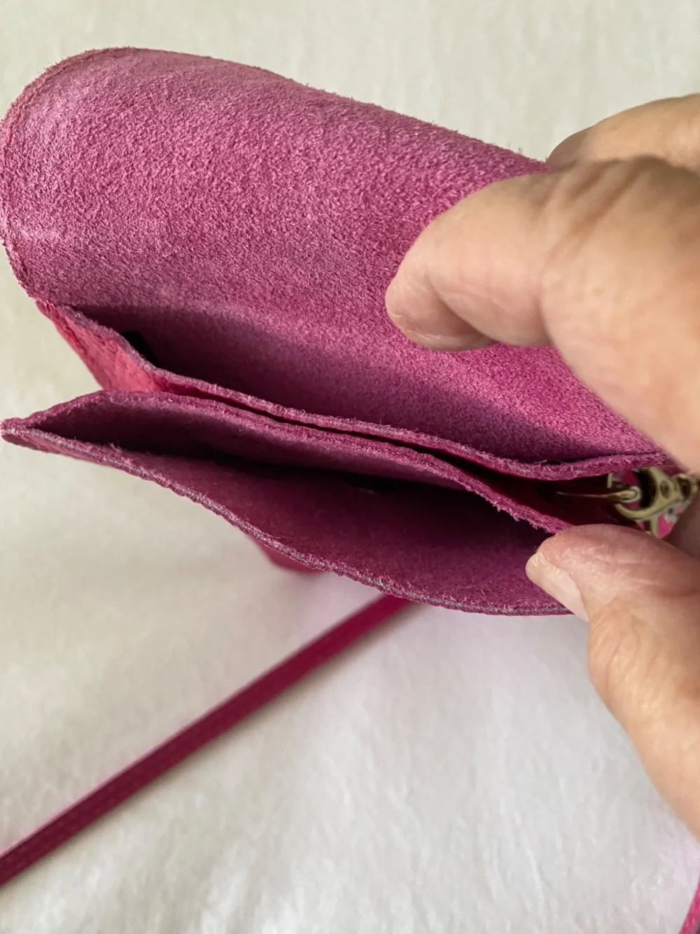 Women's leather phone purse